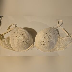 Victoria Secret Very Sexy Push Up Bra. Rhinestones 36C